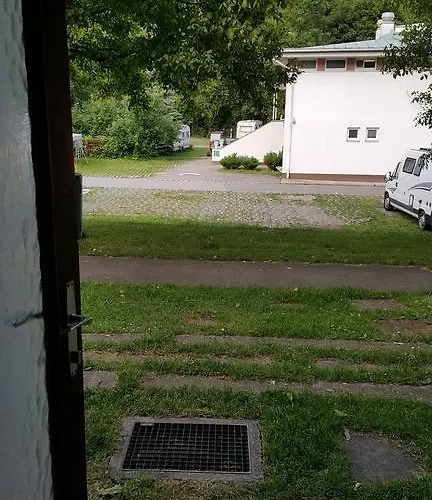 Micampa Wien Wienerwald Kamp alanı *